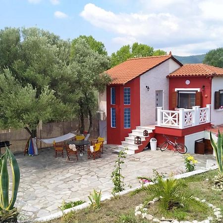 Vanna'S Holiday House Ierissos Exteriör bild