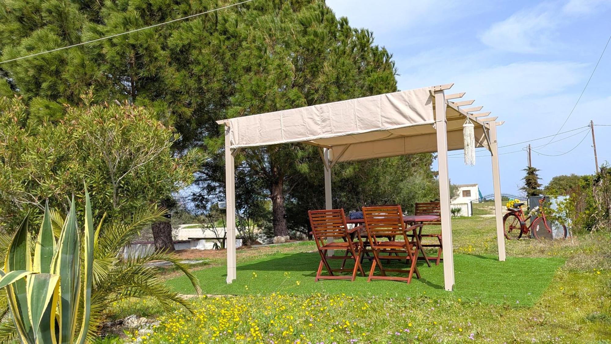 Vanna'S Holiday House Ierissos Exteriör bild